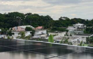 Stockage énergie solaire autonomie éco-production audiovisuelle La Réunion cinéma vert